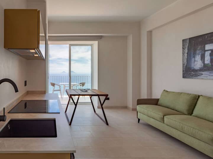 Appartamento Biancolilla Con Vista Sulle Eolie - Capo d'Orlando