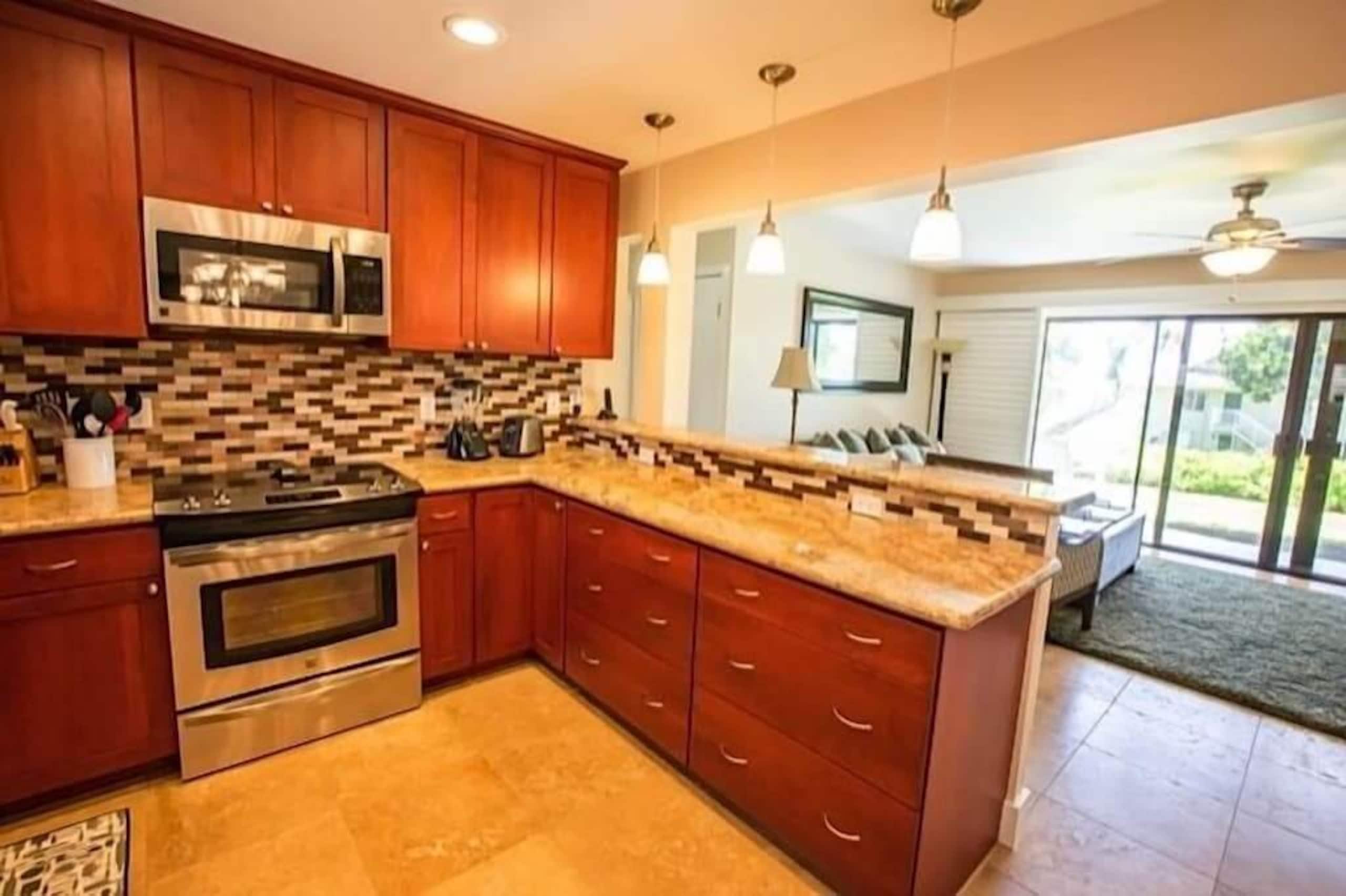 Condo in Princeville · ★4.89 · 2 bedrooms · 2 beds · 2 private baths - Image 3