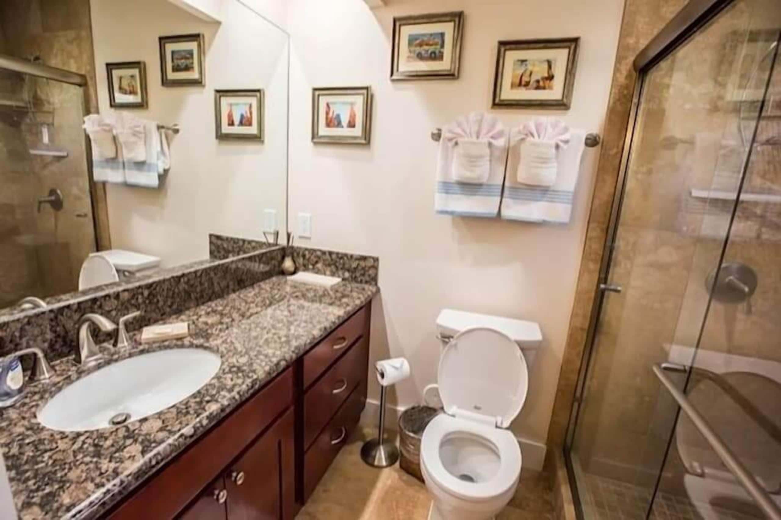 Condo in Princeville · ★4.89 · 2 bedrooms · 2 beds · 2 private baths - Image 9
