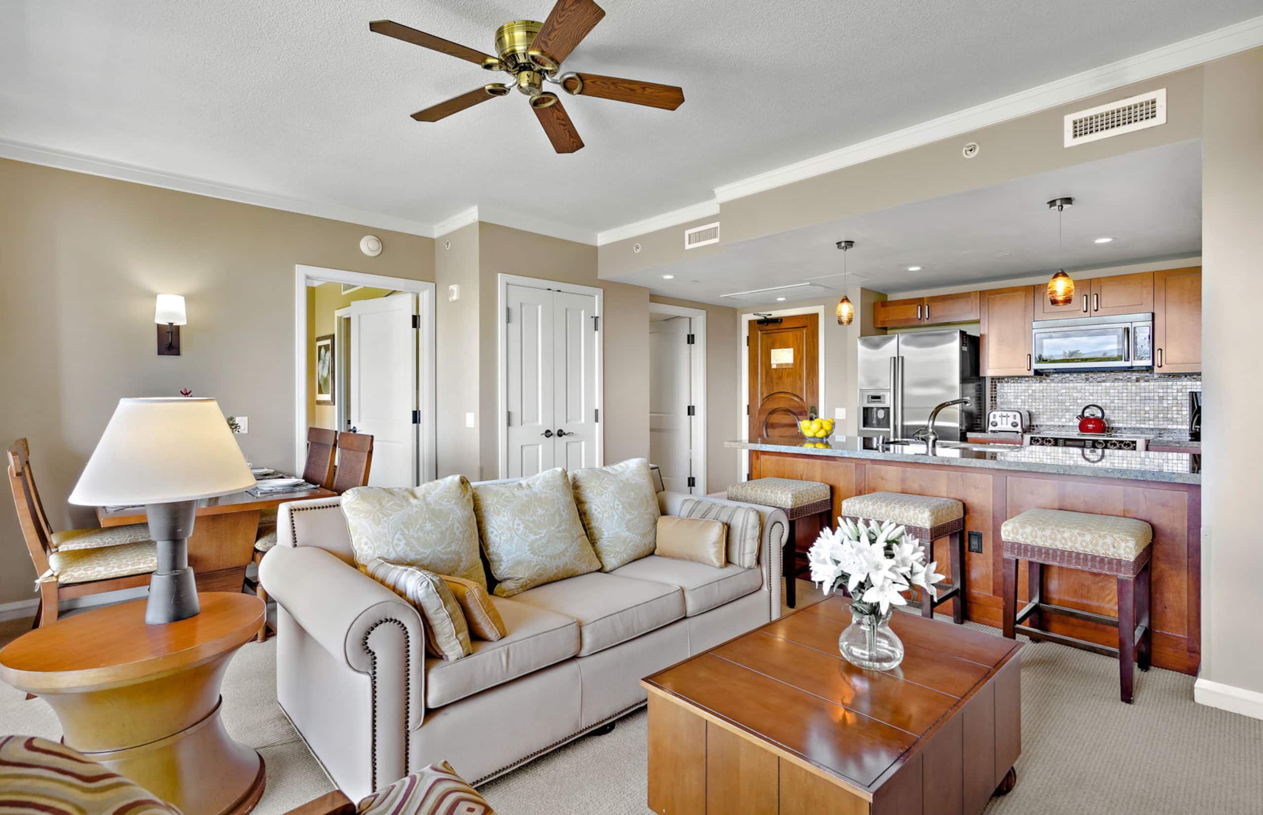 Condo in Lahaina · ★4.63 · 1 bedroom · 2 beds · 1 bath - Image 9