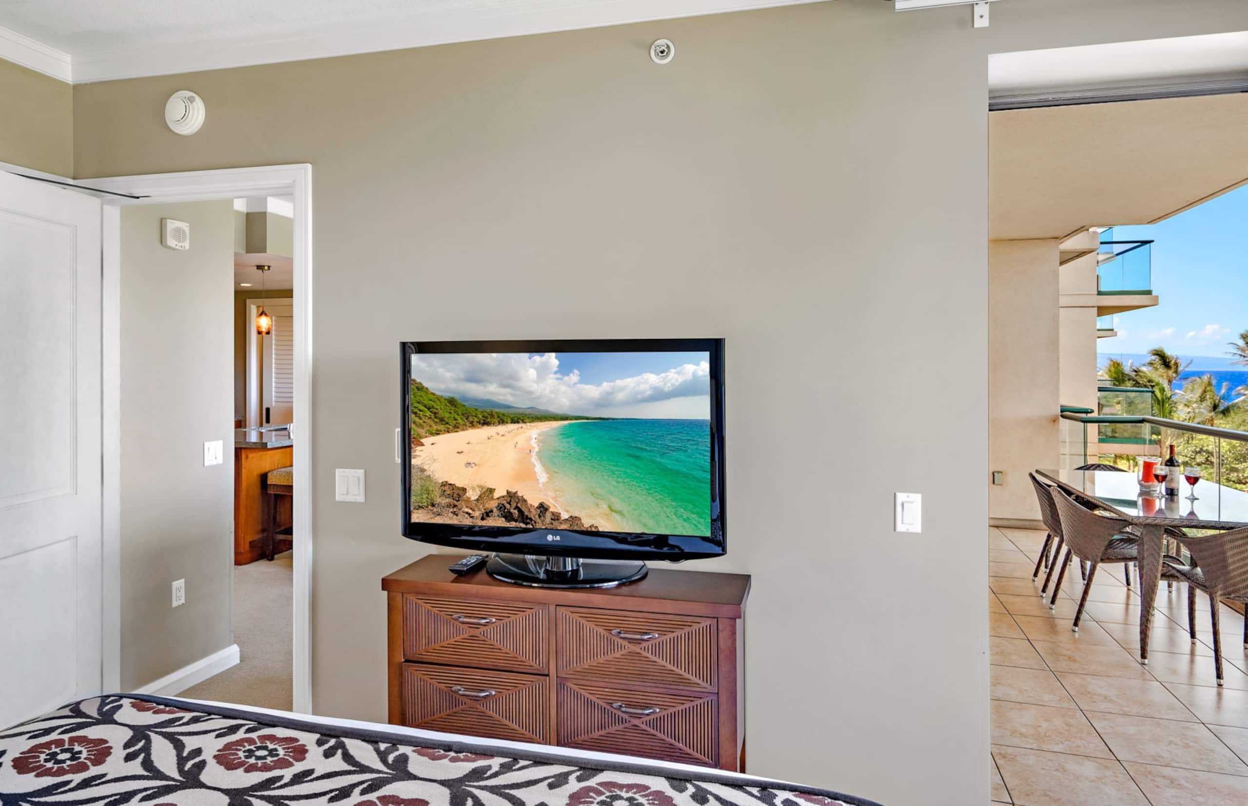 Condo in Lahaina · ★4.63 · 1 bedroom · 2 beds · 1 bath - Image 14