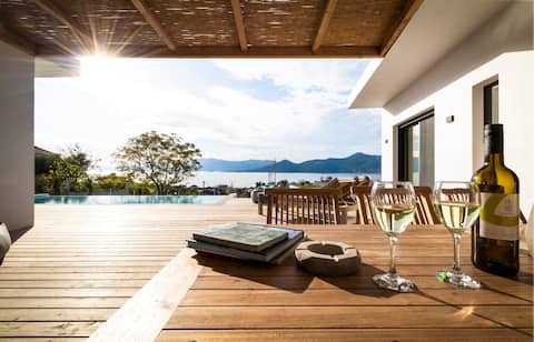 Villa Oneiro. Last minute 10% discount for August
