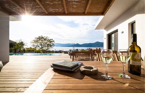 Villa Oneiro. Last minute 10% discount for August