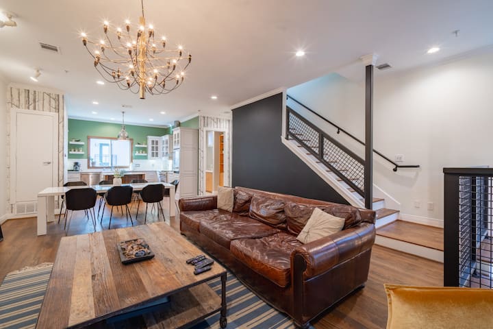 State Thomas Home with Rooftop Deck! Fresh updates