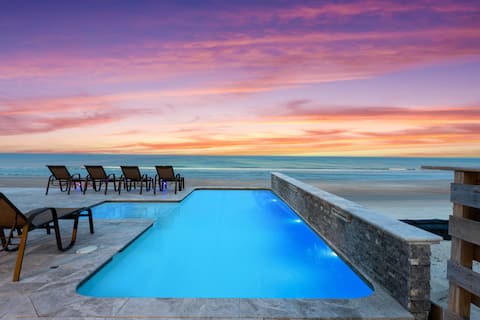 Pool, 6 Bedrooms, Direct Oceanfront, 2 Kitchens,