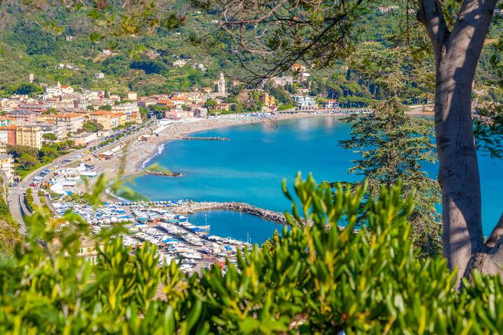 VIP-BOOKING-CinqueTerre managed Airbnb listing 1