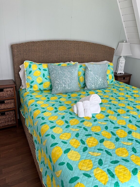 Брачен кревет (широк 180-220 см