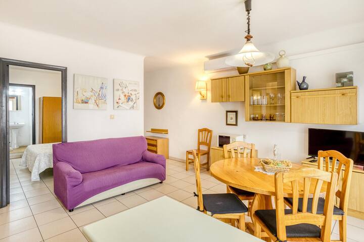 Apart Paseo Marítimo 1-2 gallery image 2