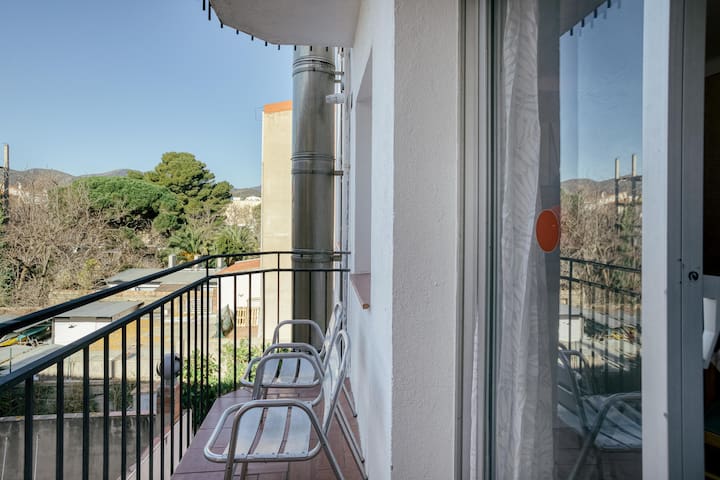 Apart en Paseo Marítimo 2-2 gallery image 2