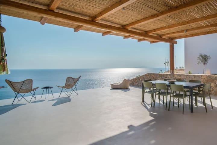 Infinity View Villa Agios Ioannis Serifos - Houses for Rent in Agios Ioannis,  Greece - Airbnb