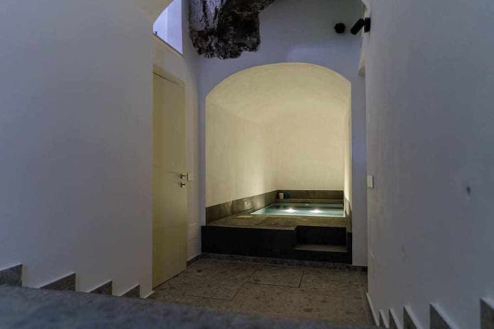 Kleos Feria managed Airbnb listing 1