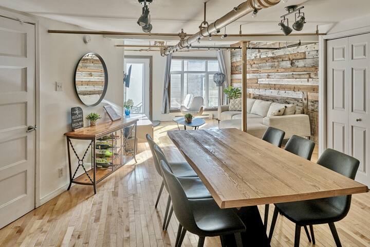 Deluxe Estate – Two in One Downtown Québec City gallery image 2