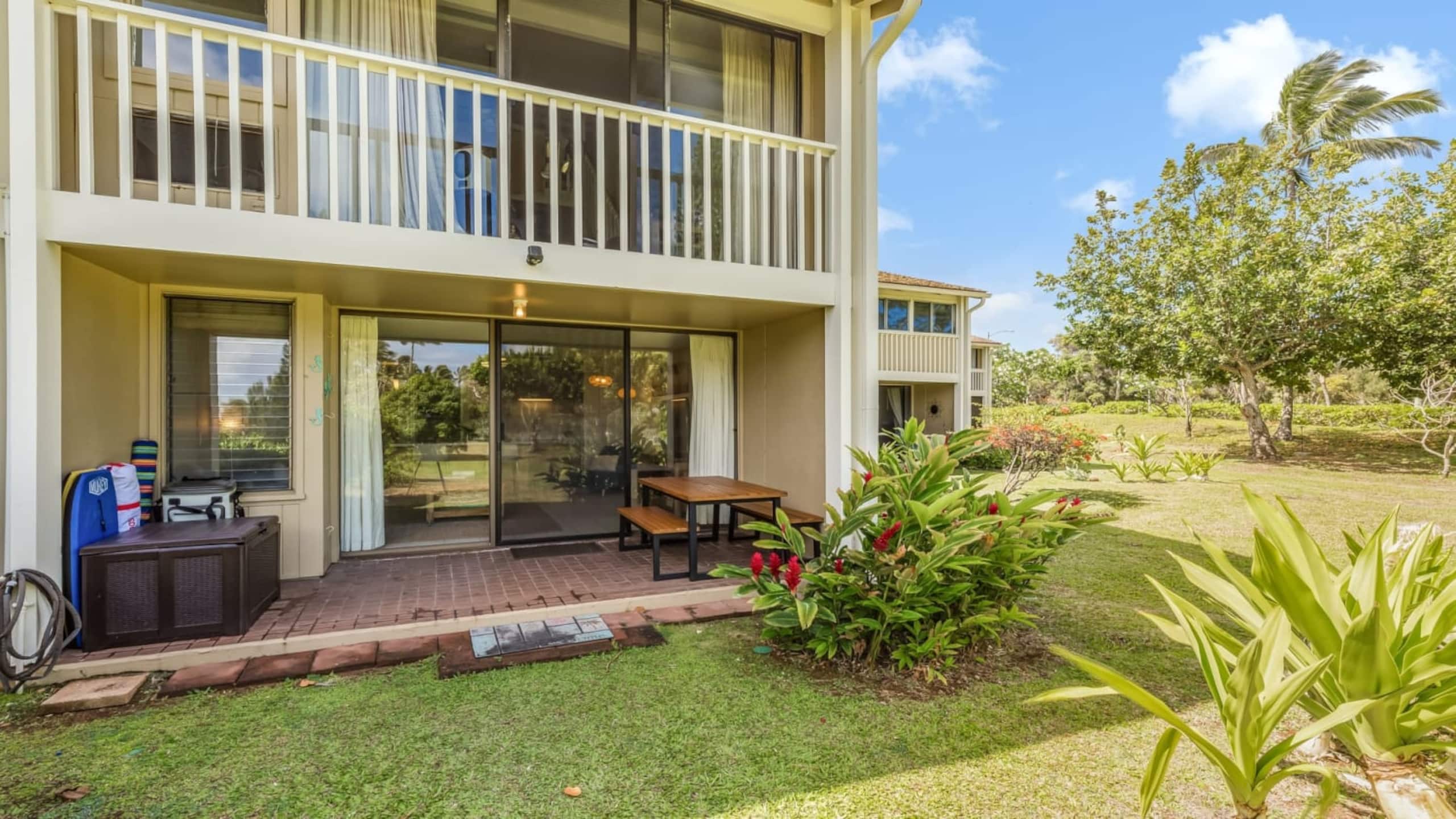 Condo in Kahuku · ★4.89 · 1 bedroom · 2 beds · 2 private baths - Image 15