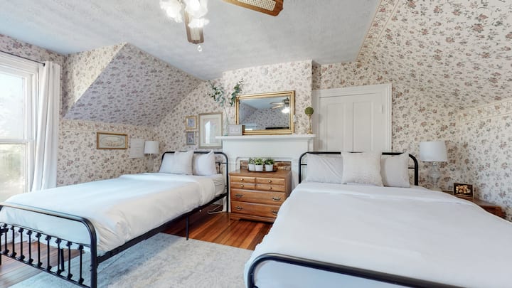 2nd Floor Master Bedroom 1