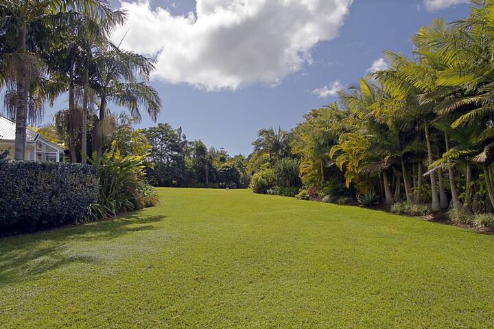 Abode at Byron – private hideaway with 17m pool gallery image 4