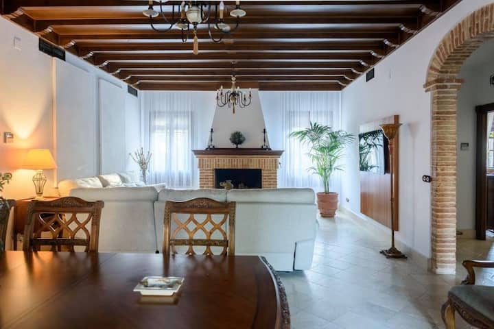 Andalusian Villa W/ Pool, Garden & Barbecue - Écija