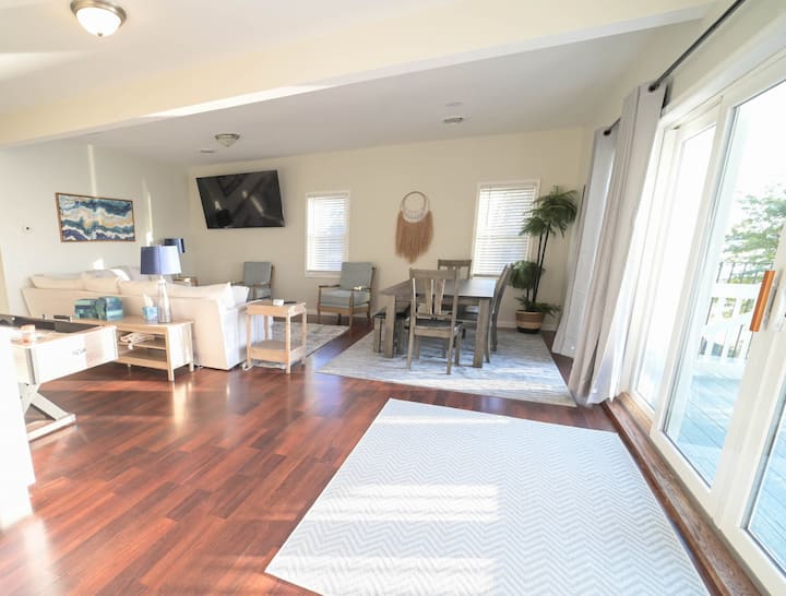 Penthouse | Historic Oneida Lakefront Condo 5 - New York (staat)
