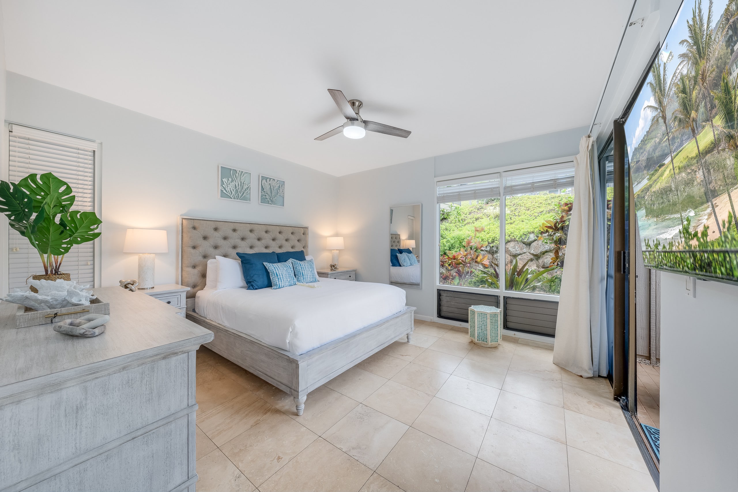 Condo in Lahaina · ★4.97 · 1 bedroom · 2 beds · 1 bath - Image 14