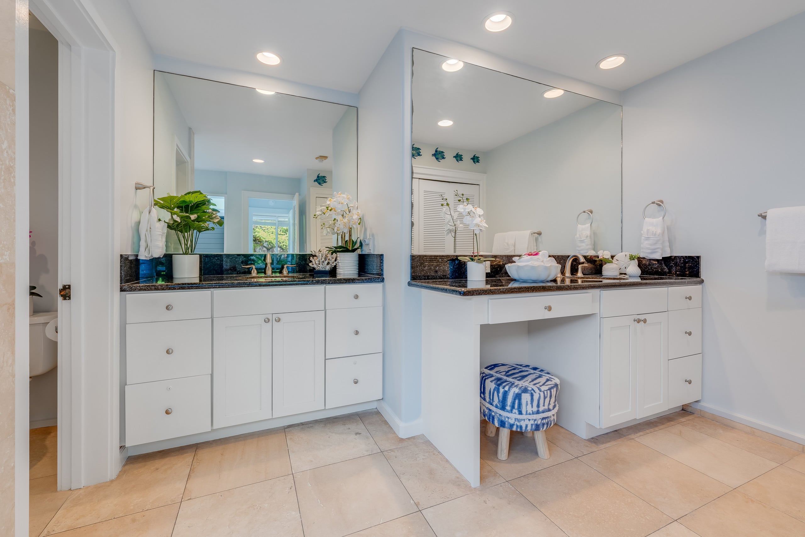 Condo in Lahaina · ★4.97 · 1 bedroom · 2 beds · 1 bath - Image 21