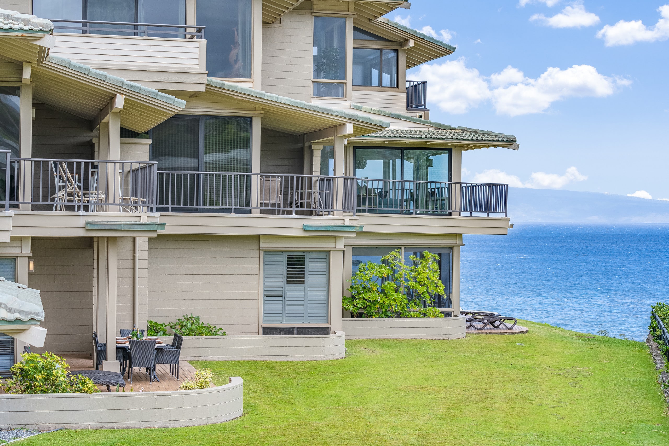 Condo in Lahaina · ★4.97 · 1 bedroom · 2 beds · 1 bath - Image 29