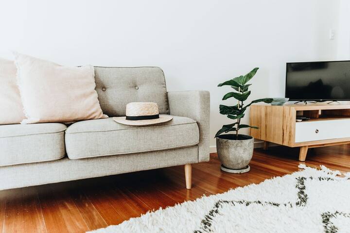 18 Adams St – The Beach Shack