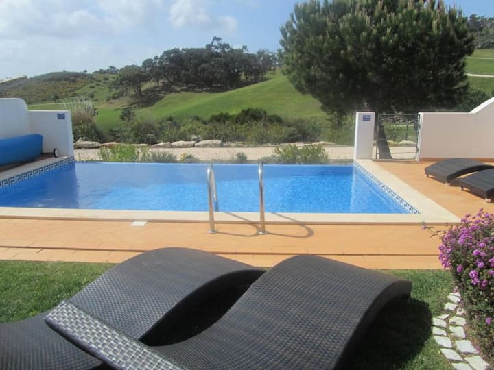 Stunning 3 Bed Villa With Pool- Golf & Beach - 薩格里什