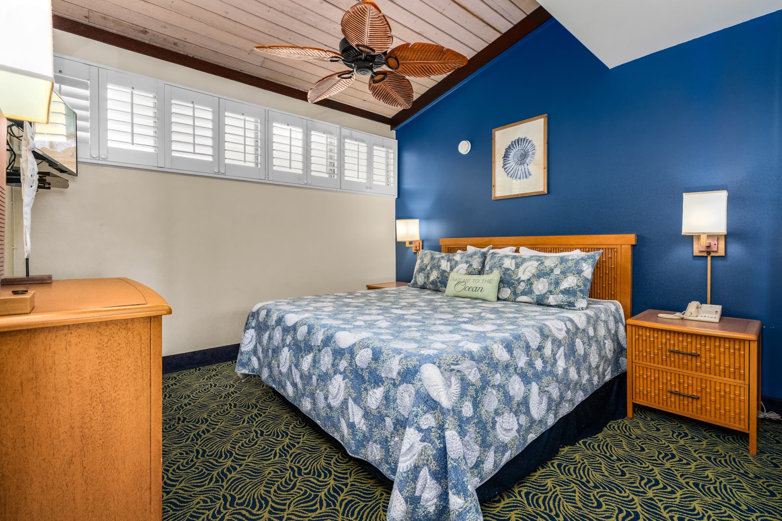 Condo in Lahaina · ★4.9 · 1 bedroom · 3 beds · 1 shared bath - Image 2