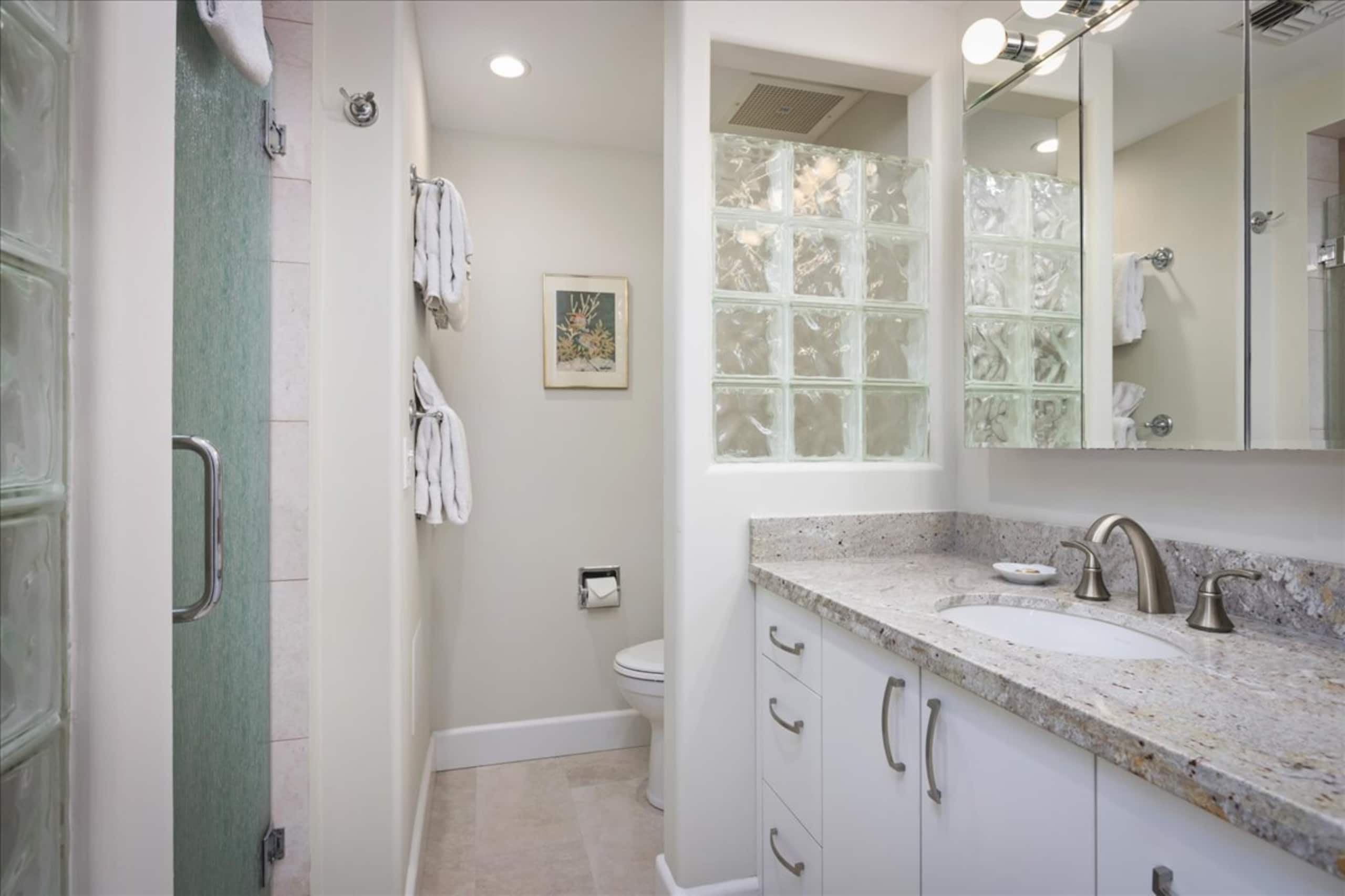 Condo in Lahaina · ★4.71 · 2 bedrooms · 3 beds · 2.5 baths - Image 20