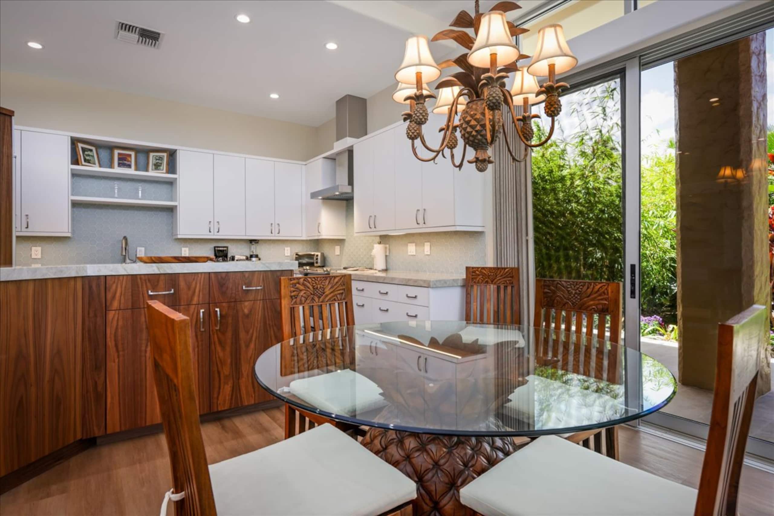 Condo in Lahaina · ★4.71 · 2 bedrooms · 3 beds · 2.5 baths - Image 9