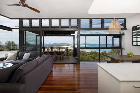 Ocean View Villa with Pool & Spa