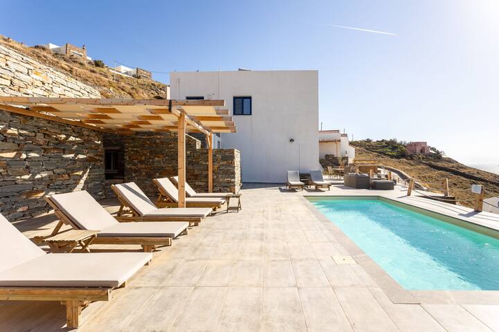 Live in Blue Kea’s Myriad Shades – Up to 30 guests gallery image 3