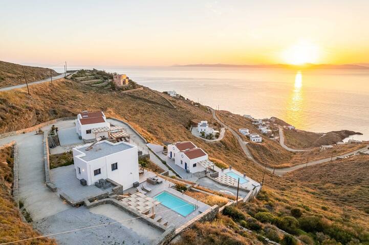 Live in Blue Kea’s Myriad Shades – Up to 30 guests