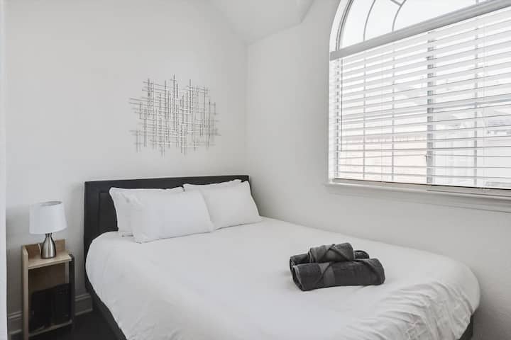 Chambre 4 - Rien d'autre que de beaux rêves et des nuits reposantes dans le confort de ces chambres !