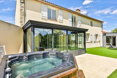 L'Atrie - Gite with pool and hot tub