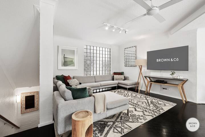 Peggy – Little Cove gallery image 2