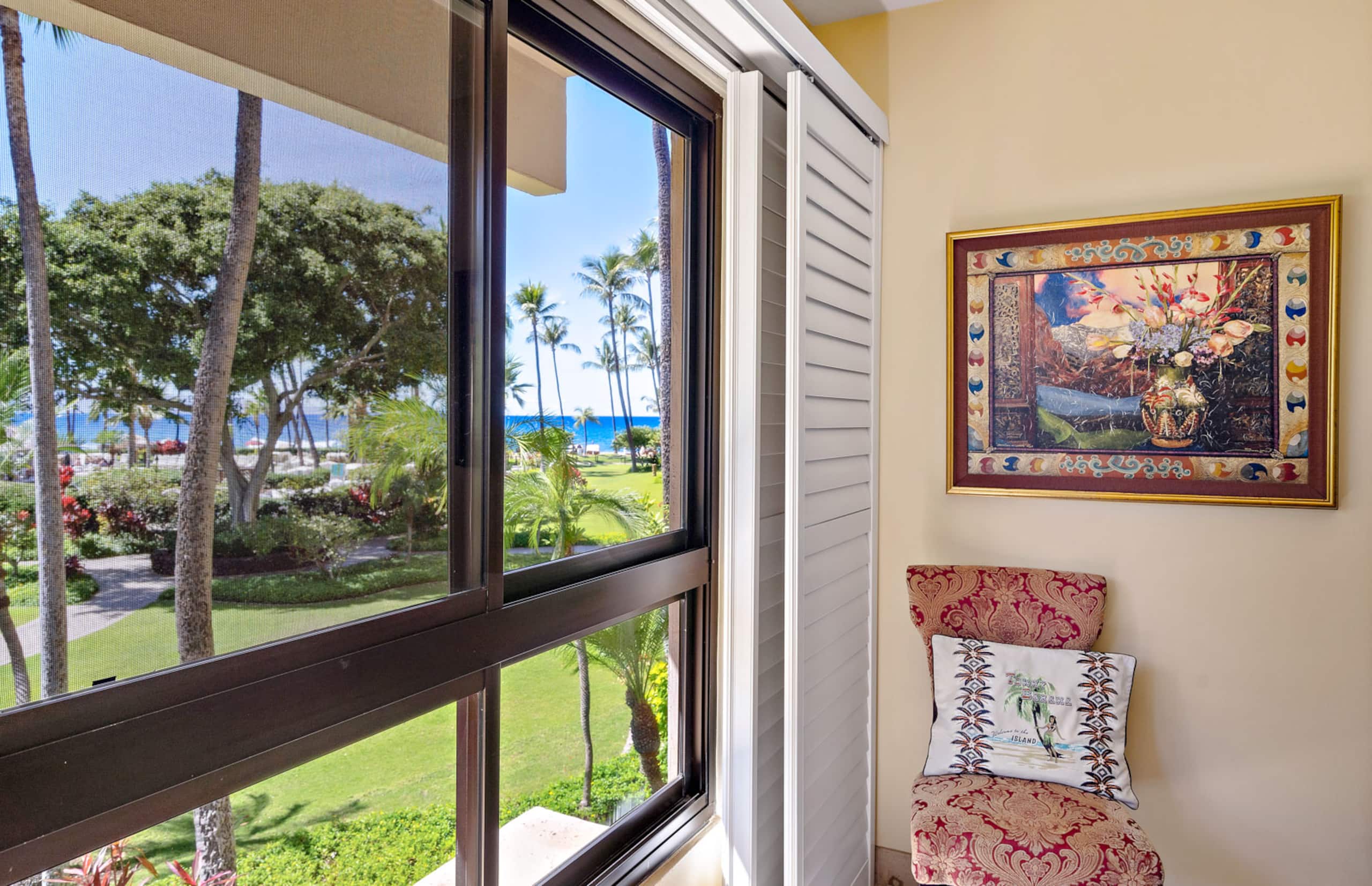 Condo in Lahaina · ★4.8 · 4 bedrooms · 7 beds · 4 shared baths - Image 16