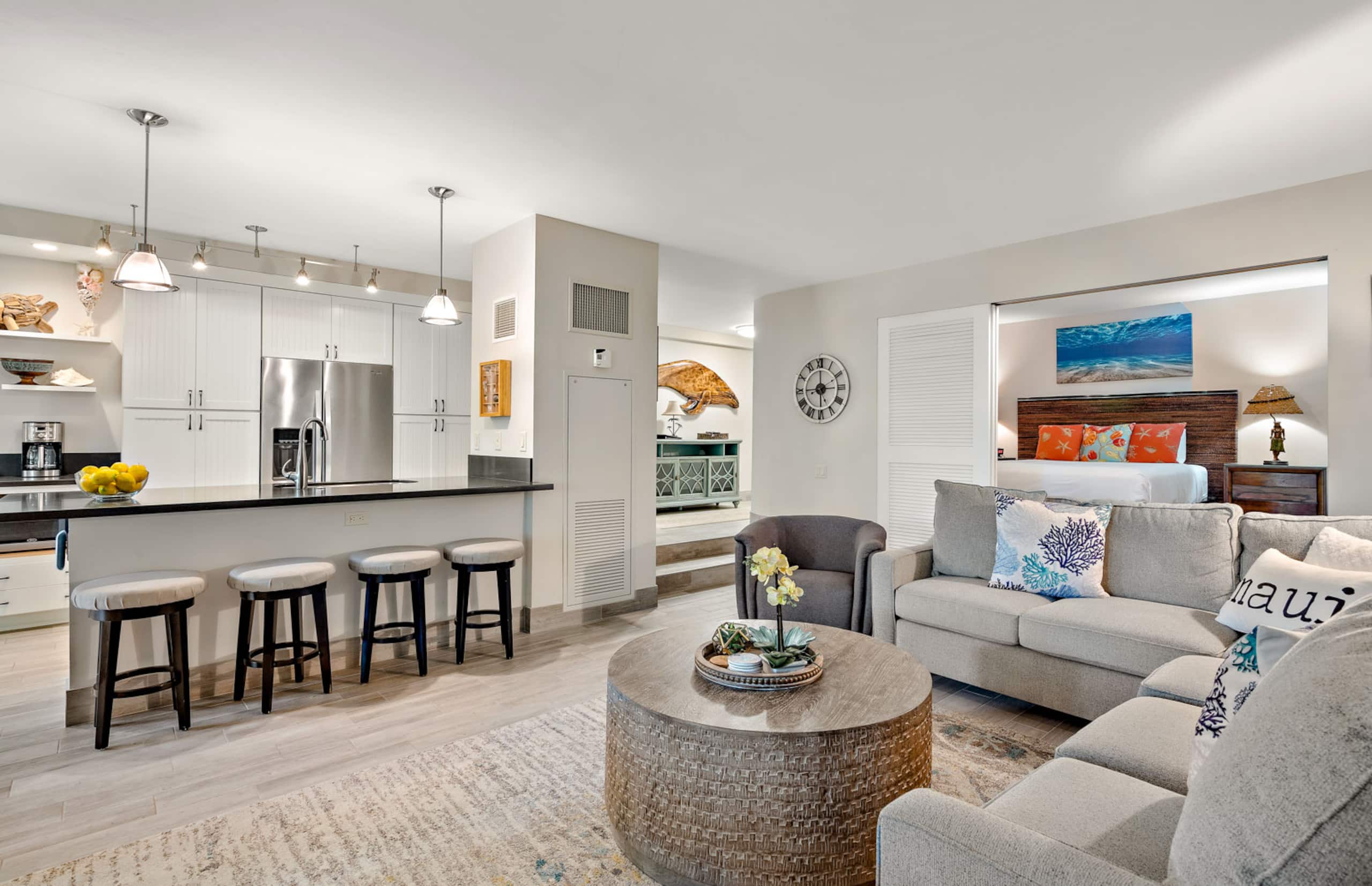 Condo in Lahaina · ★4.8 · 4 bedrooms · 7 beds · 4 shared baths - Image 27