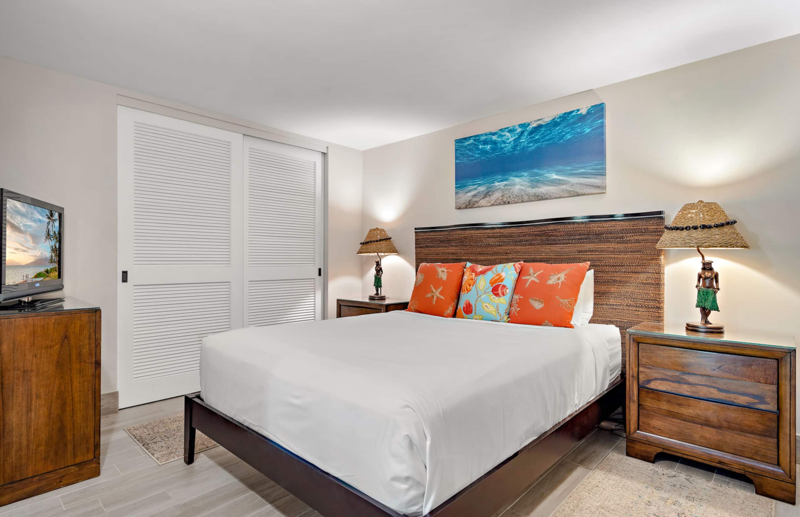 Condo in Lahaina · ★4.8 · 4 bedrooms · 7 beds · 4 shared baths - Image 37