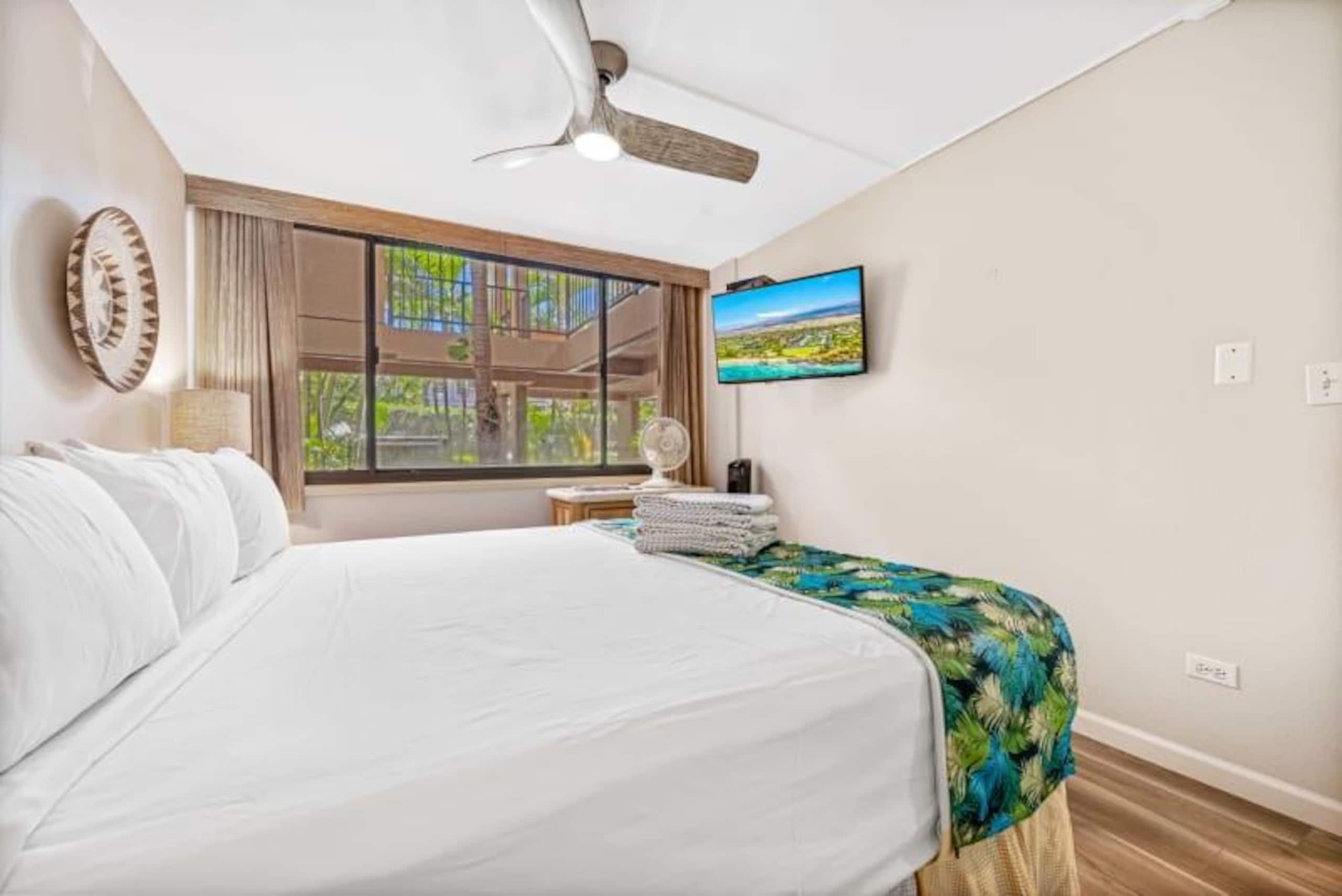 Condo in Kihei · ★4.71 · 1 bedroom · 2 beds · 2 baths - Image 11
