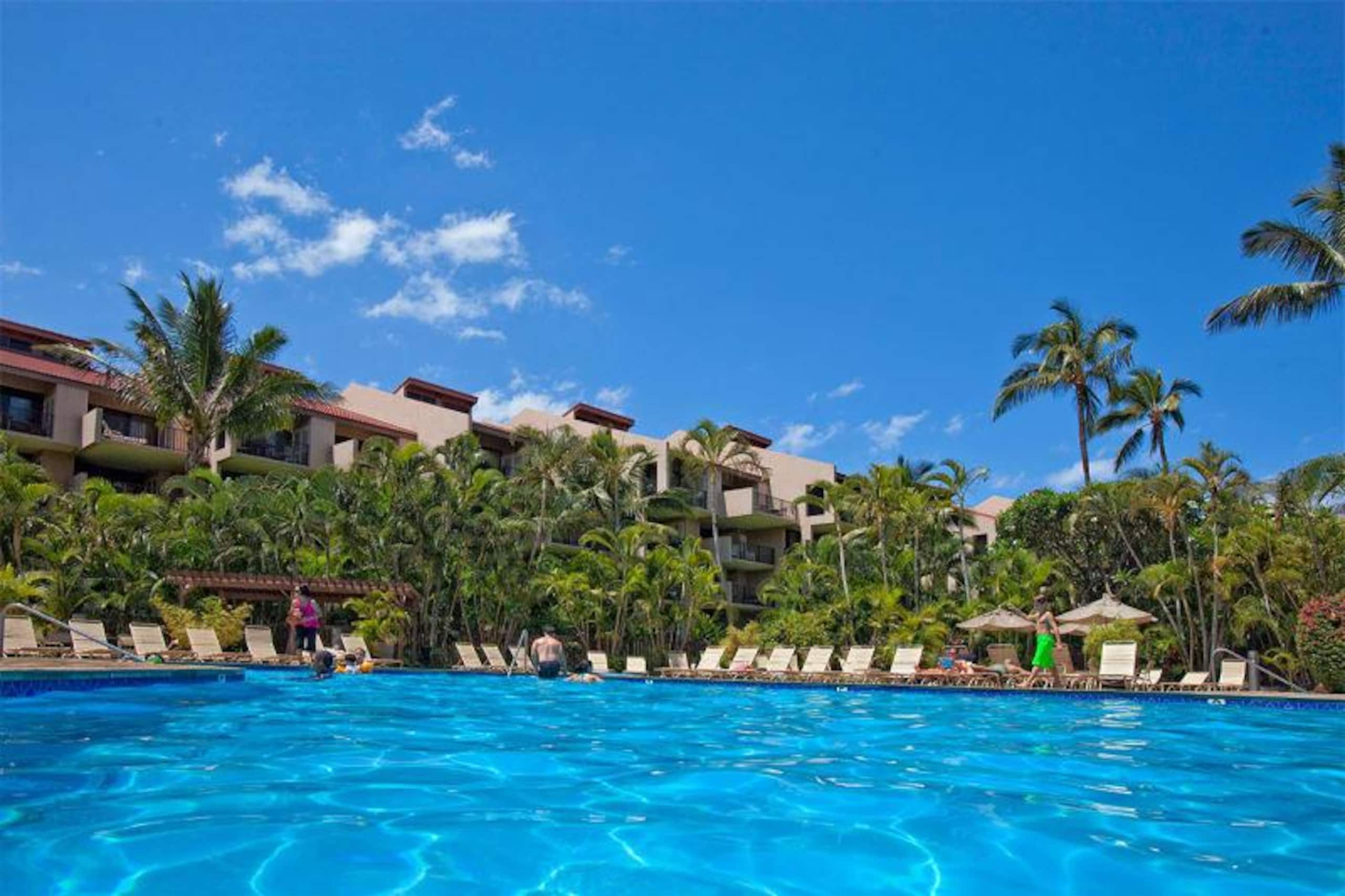 Condo in Kihei · ★4.71 · 1 bedroom · 2 beds · 2 baths - Image 23