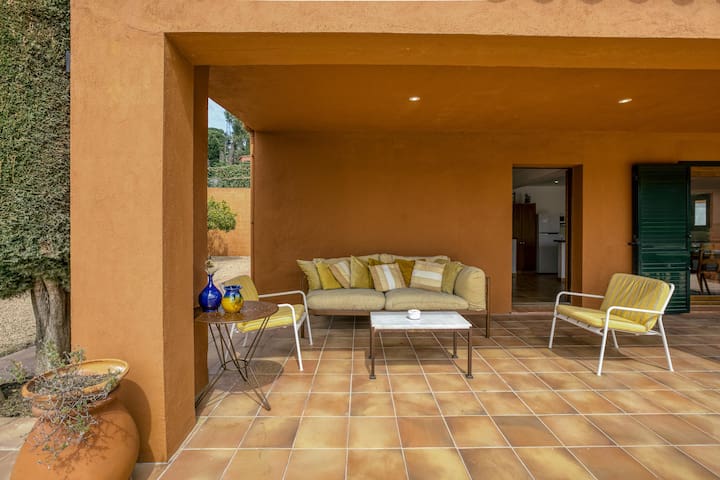 Casa con piscina gallery image 4