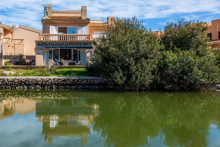 Alcudia House gallery image 5