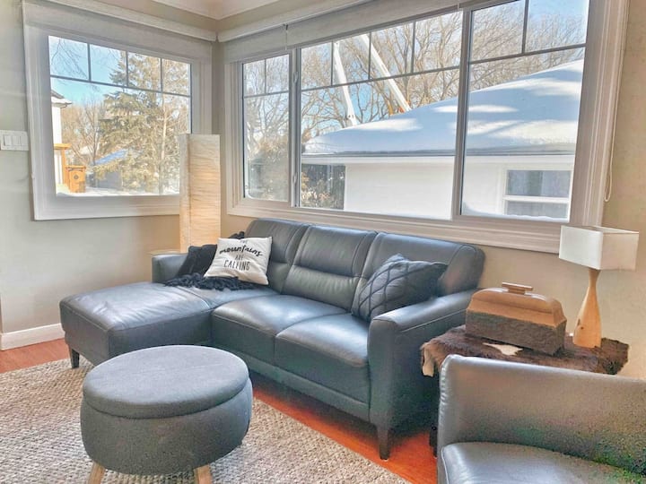 Vip Yxe - Broadway | Four Bedroom Whole Home - Saskatoon
