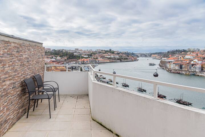GuestReady – Riverview Douro Terrace gallery image 3
