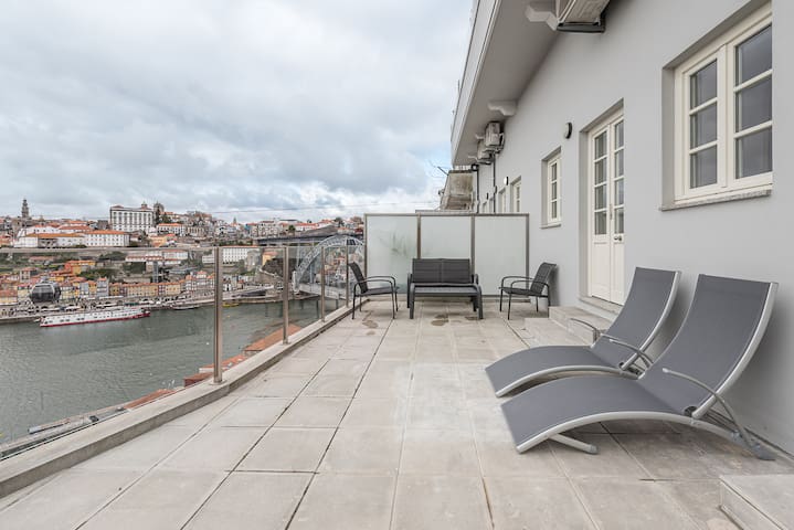 GuestReady – Riverview Douro Terrace