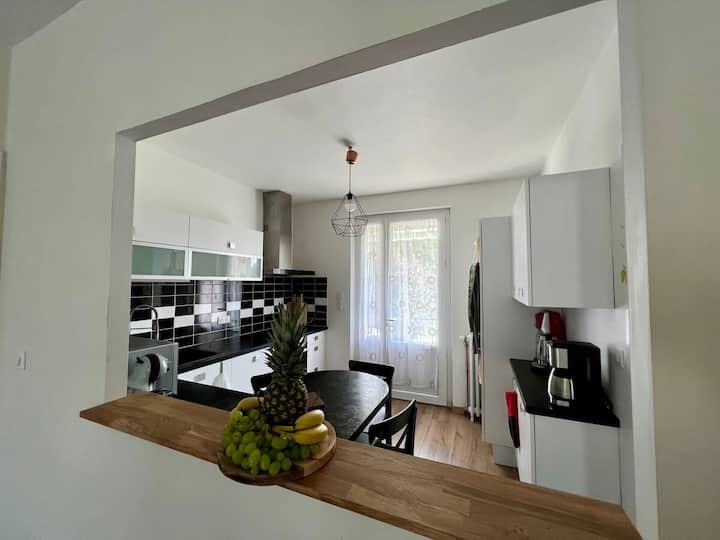 Villa Quintel -Proche Gare Centre -Jardin Balcon - Turenne