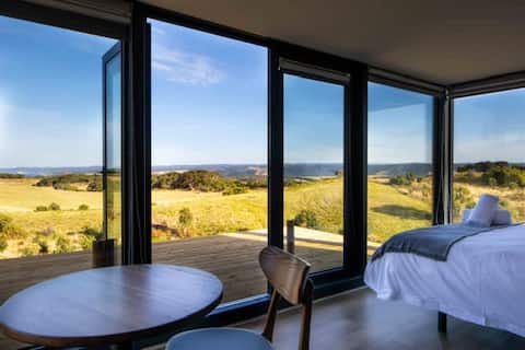 Sky Ship 1 - Luxury Off-Grid Eco Accommodation