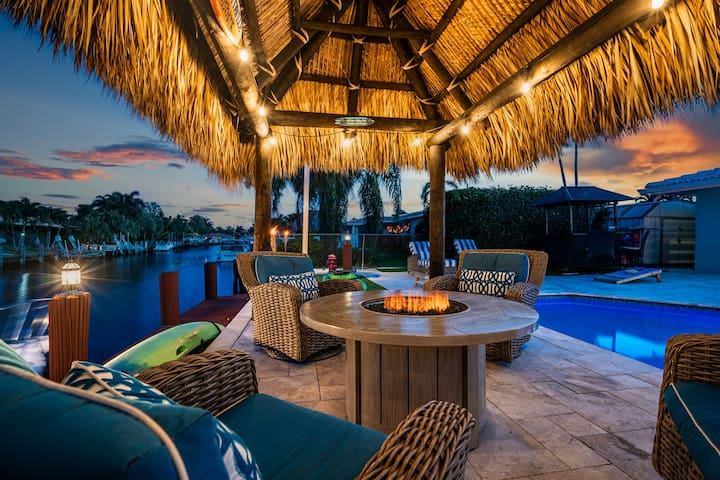 Near Beach/kayaks/HtdPool/Tiki/BBQ/Gameroom