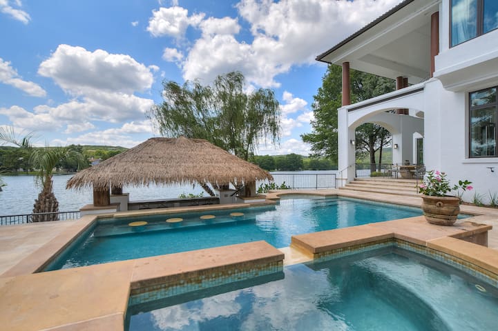 Above Casa Paradiso I Waterfront I Lake Austin I P