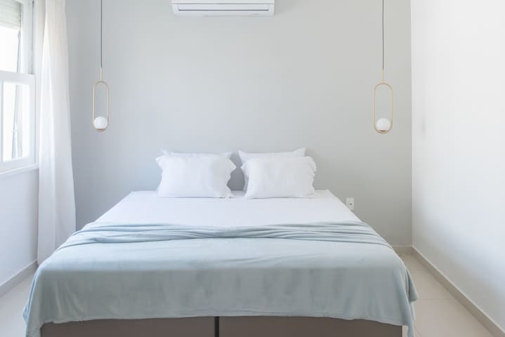 Spacious 5-bedroom Apartment in Copacabana 065 gallery image 2